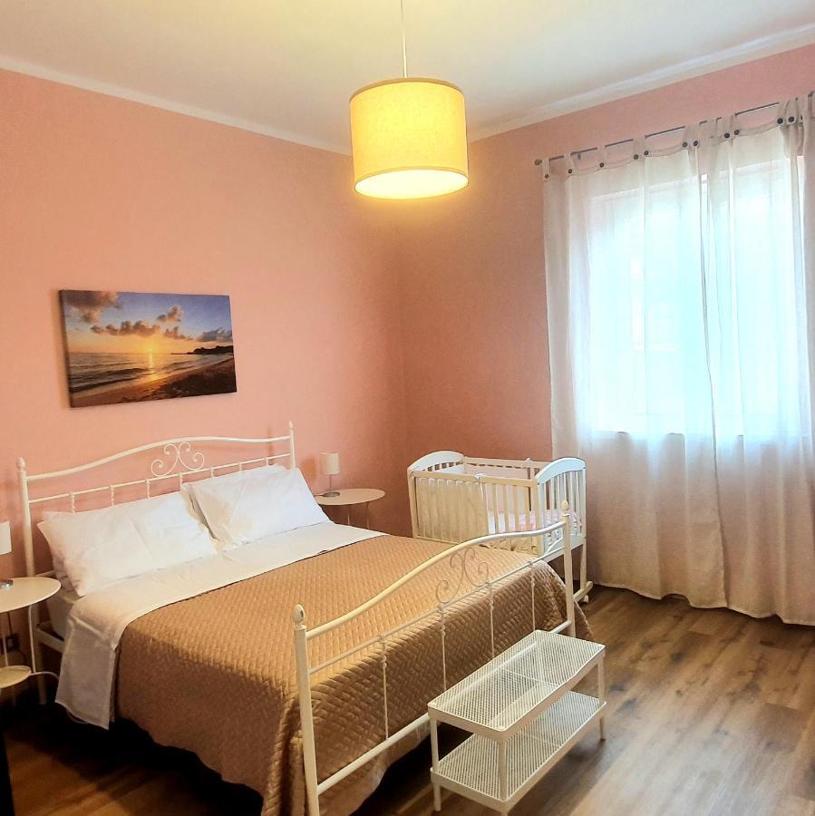 Отель La Casa Di Andreina Монделло Экстерьер фото