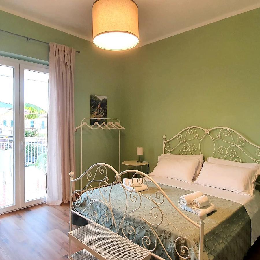 Отель La Casa Di Andreina Монделло Экстерьер фото